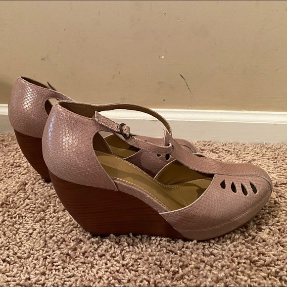 Anthropologie Shuler & Sons Snakeskin wedge. - Picture 4 of 5